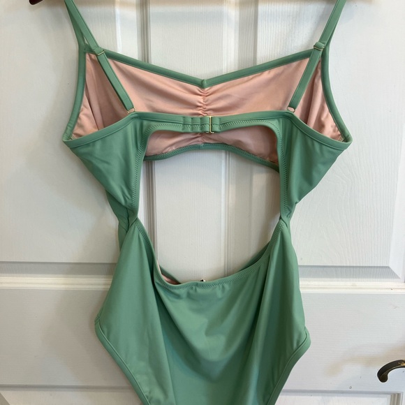 Madewell L bathing suit- brand new! - Picture 6 of 9